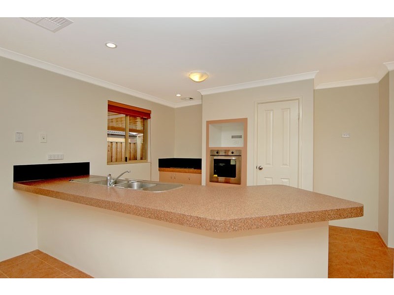 2/43 Birkett Circle, Ellenbrook WA 6069