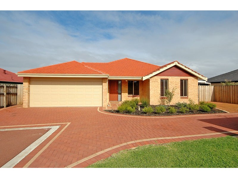 2/43 Birkett Circle, Ellenbrook WA 6069