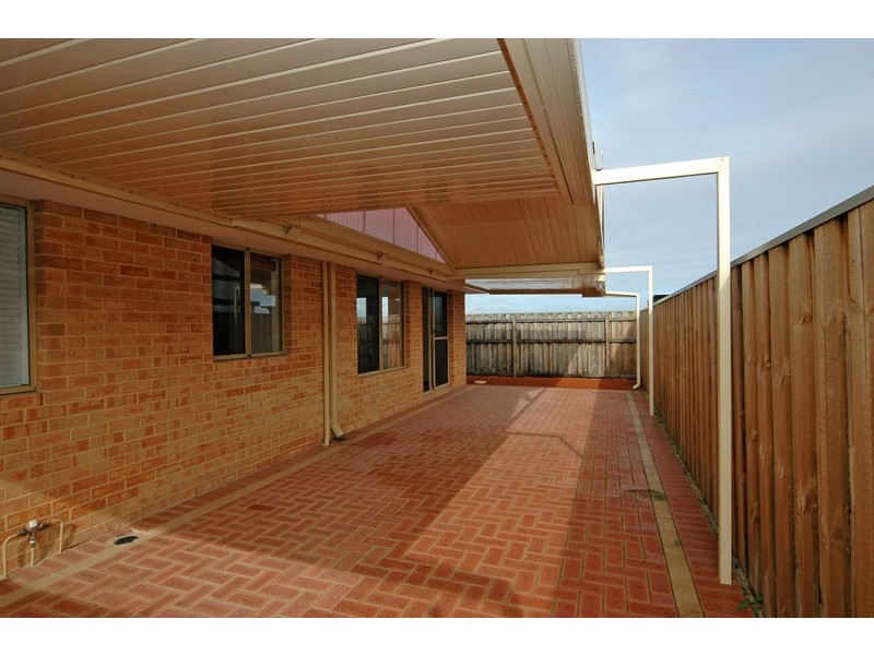 2/43 Birkett Circle, Ellenbrook WA 6069