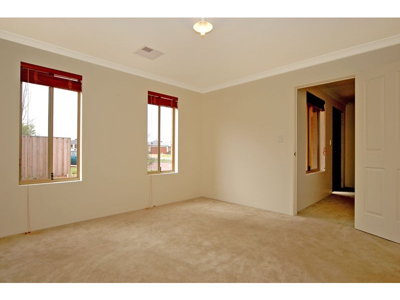 2/43 Birkett Circle, Ellenbrook WA 6069