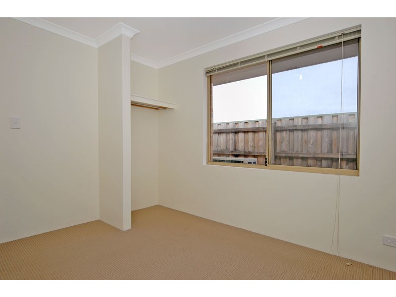 2/43 Birkett Circle, Ellenbrook WA 6069