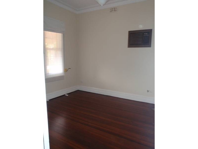 5 Station Street, Guildford WA 6055