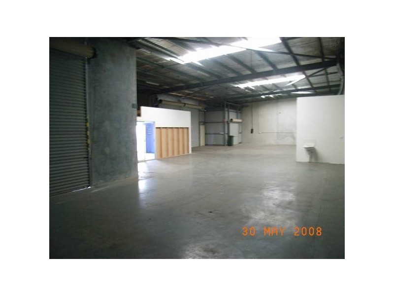 2/4 Muros Place, Midvale WA 6056