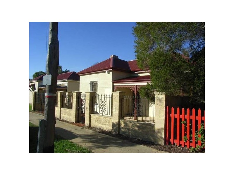 14 Wiliam St, Midland WA 6056