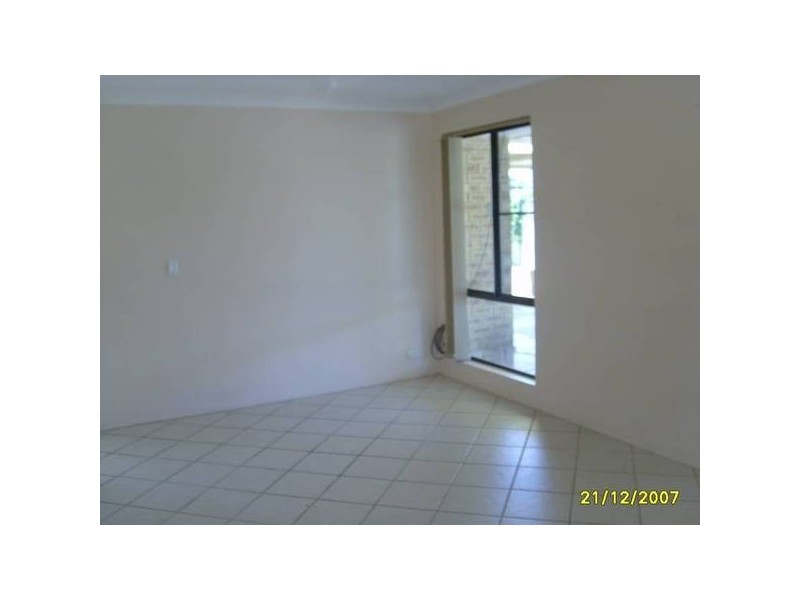 8 Egan Place, Midland WA 6056