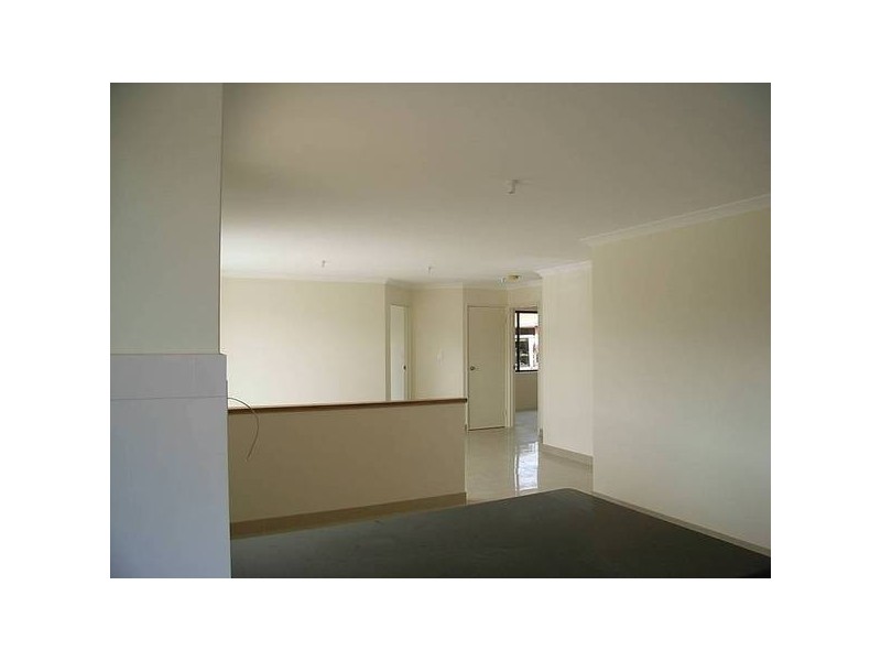 1/3 Warde St, Midland WA 6056