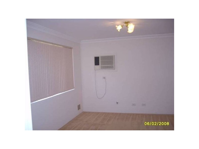 8/6 Lansing Street, Queens Park WA 6107