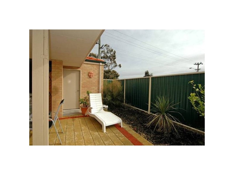 1/100 Great Northern Hwy, Midland WA 6056