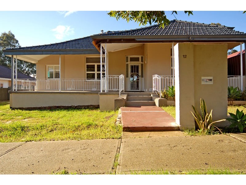 12 Dudley St, Midland WA 6056