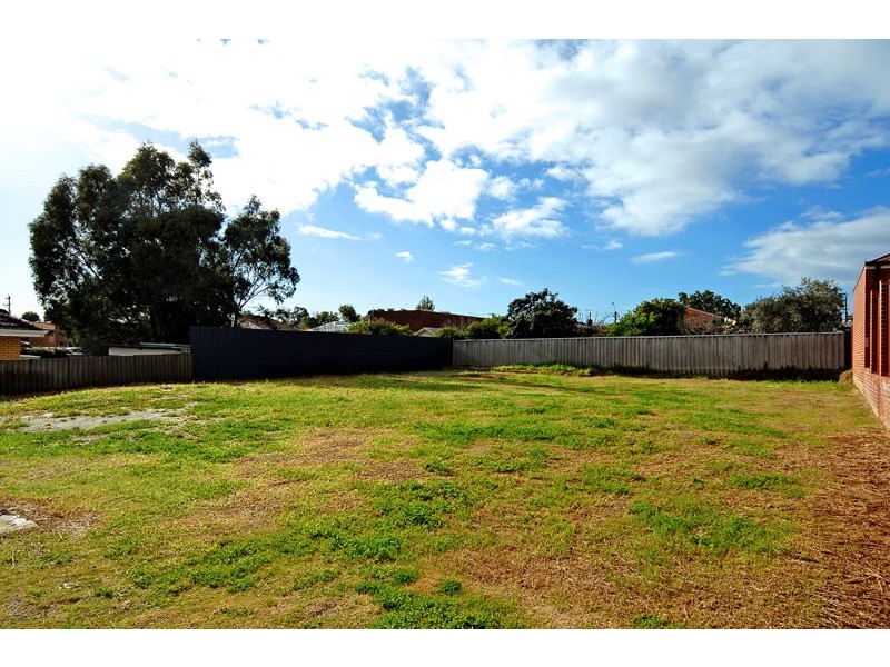 12 Dudley St, Midland WA 6056