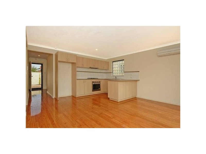 2/50 Sayer St, Midland WA 6056