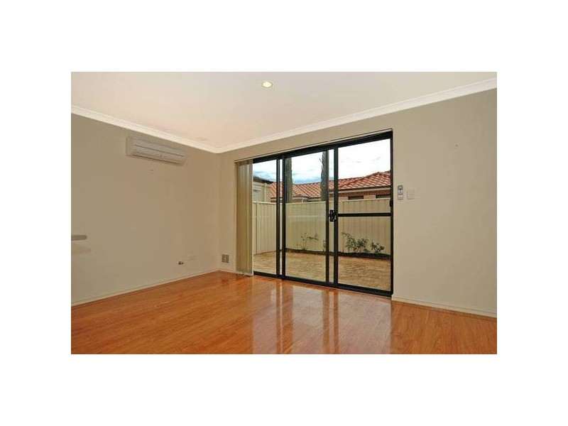 2/50 Sayer St, Midland WA 6056