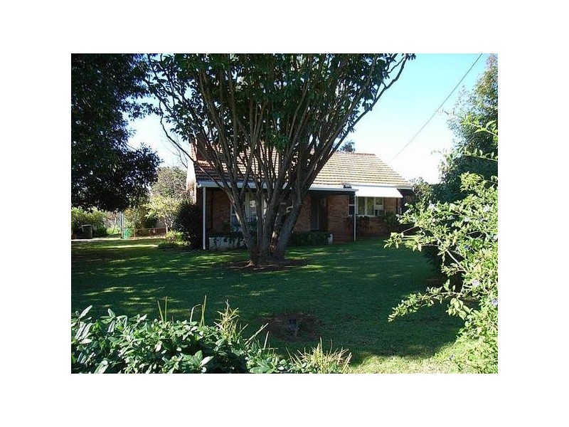 2 Stirling Cresent, Hazelmere WA 6055