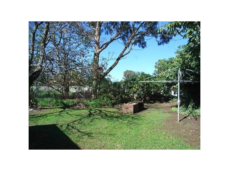 2 Stirling Cresent, Hazelmere WA 6055