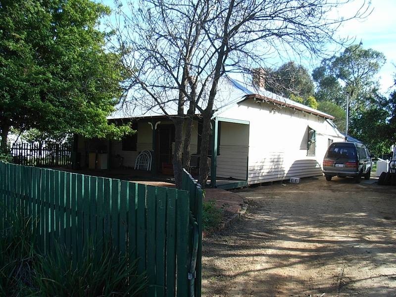 24 North St, Midland WA 6056