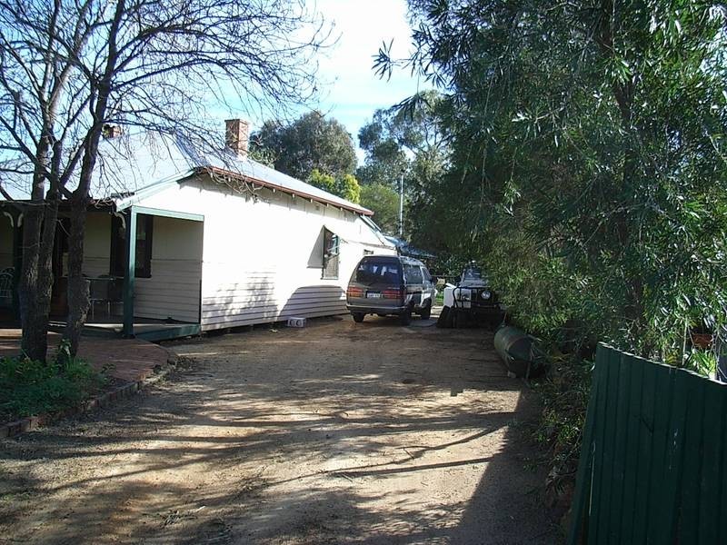 24 North St, Midland WA 6056