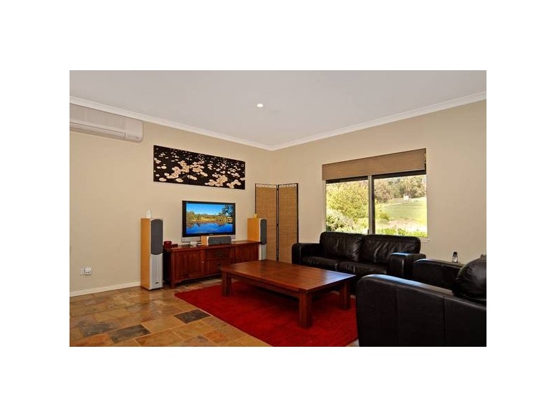 74 Hampstead Hills Drive, Gidgegannup WA 6083