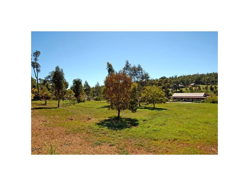 74 Hampstead Hills Drive, Gidgegannup WA 6083