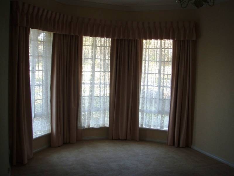 25 Lakeside Drive, Helena Valley WA 6056