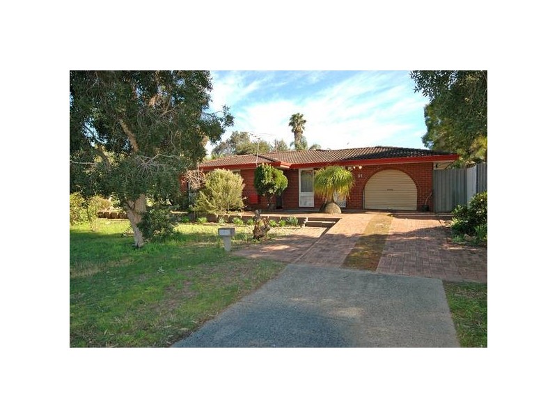 51 Dickson Drive, Middle Swan WA 6056