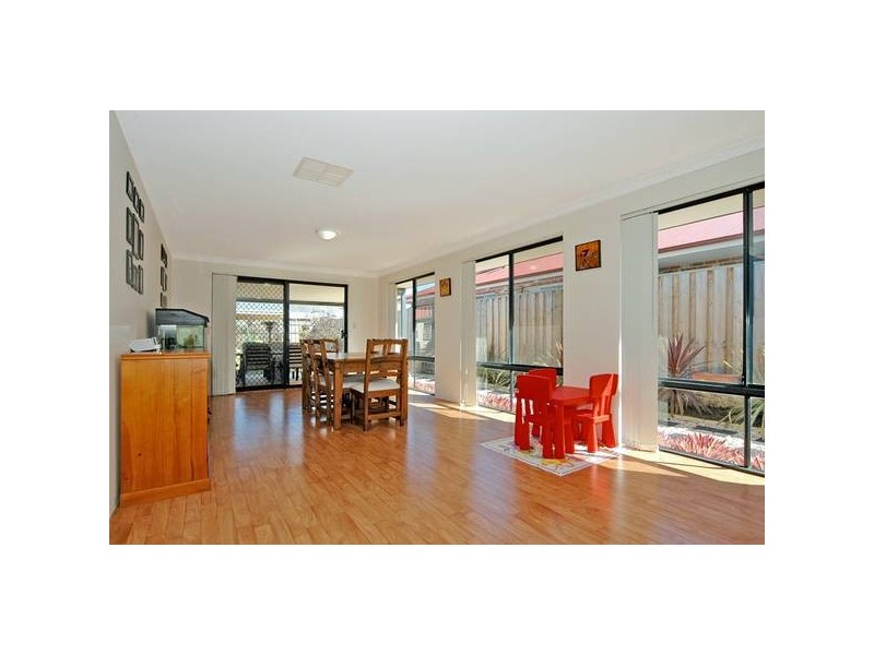 20 Brookmount Drive, Ellenbrook WA 6069