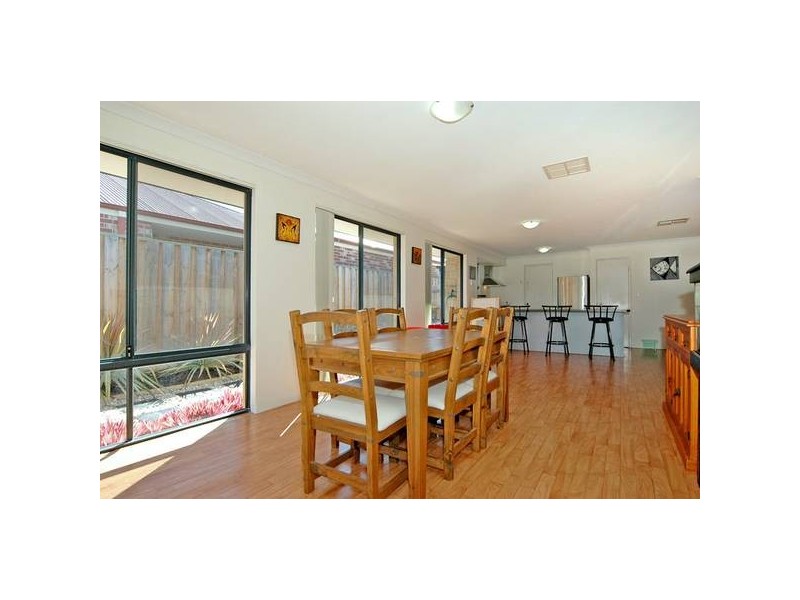 20 Brookmount Drive, Ellenbrook WA 6069