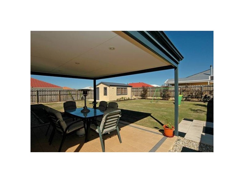 20 Brookmount Drive, Ellenbrook WA 6069