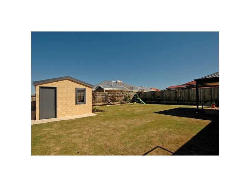20 Brookmount Drive, Ellenbrook WA 6069