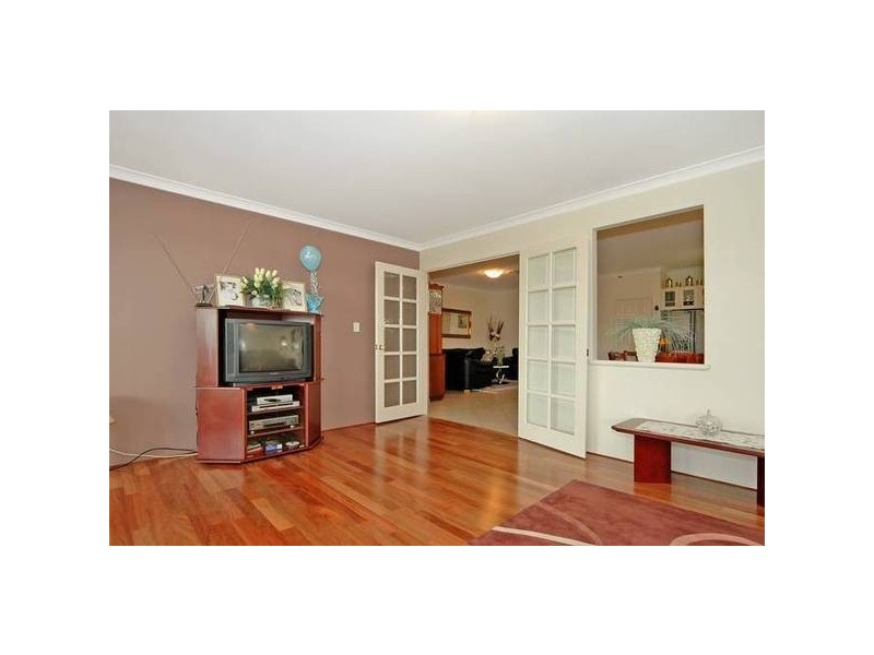 19 Cupello Drive, Swan View WA 6056