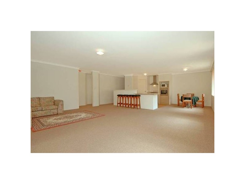 28 Pavilion St, The Vines WA 6069