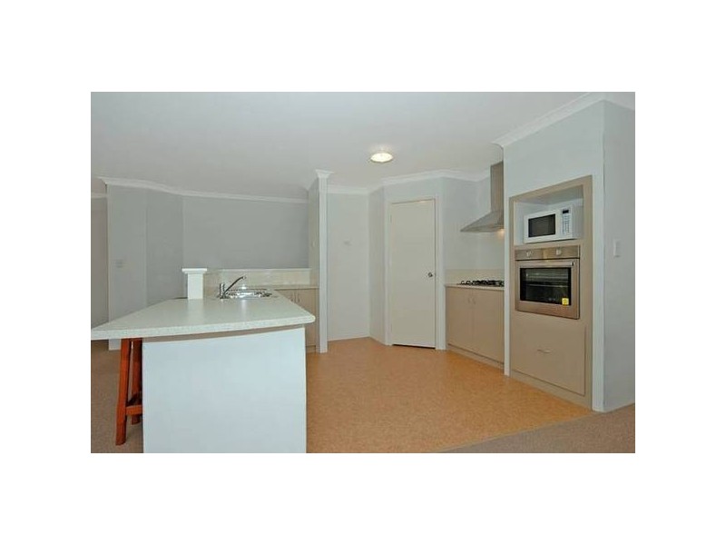 28 Pavilion St, The Vines WA 6069