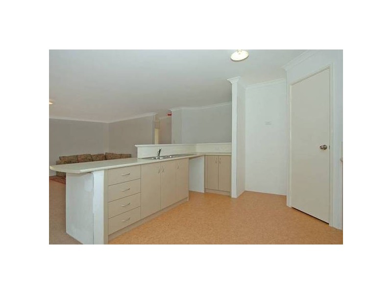 28 Pavilion St, The Vines WA 6069