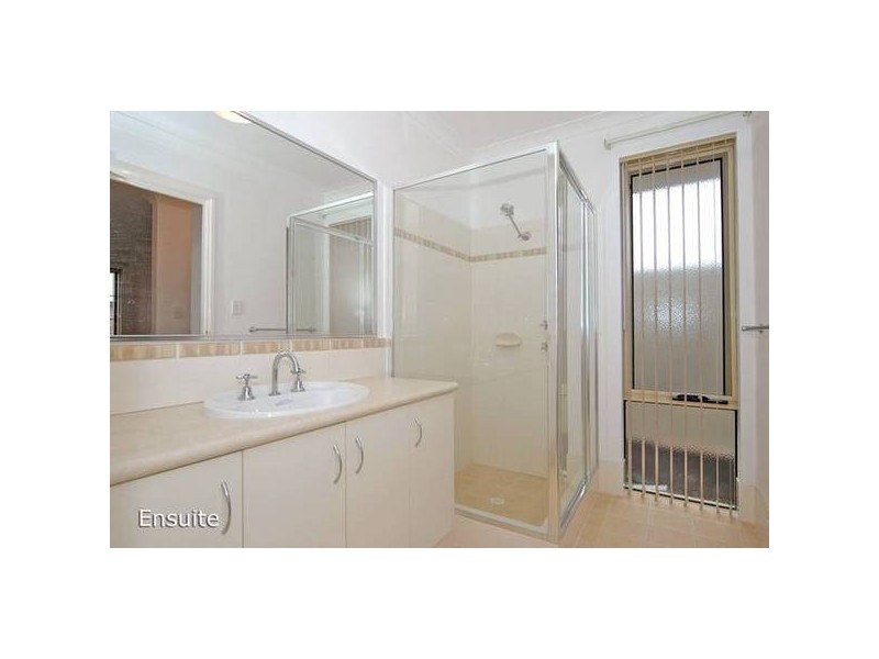 28 Pavilion St, The Vines WA 6069