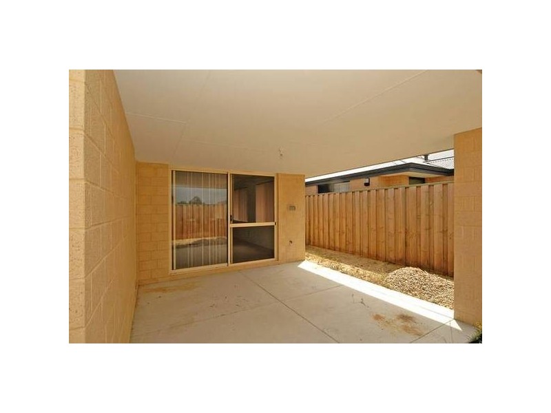 28 Pavilion St, The Vines WA 6069