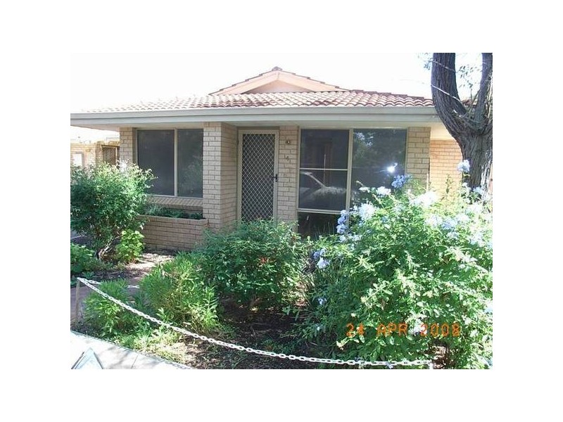 4/18 Holmesdale Rd, Woodbridge WA 6056