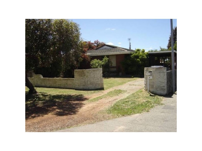 20 Bushby Street, Midvale WA 6056
