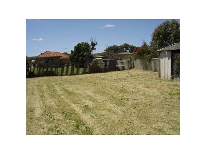 20 Bushby Street, Midvale WA 6056