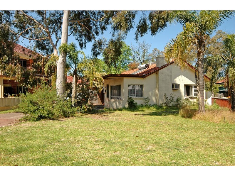 108 Riverside Dr, South Guildford WA 6055