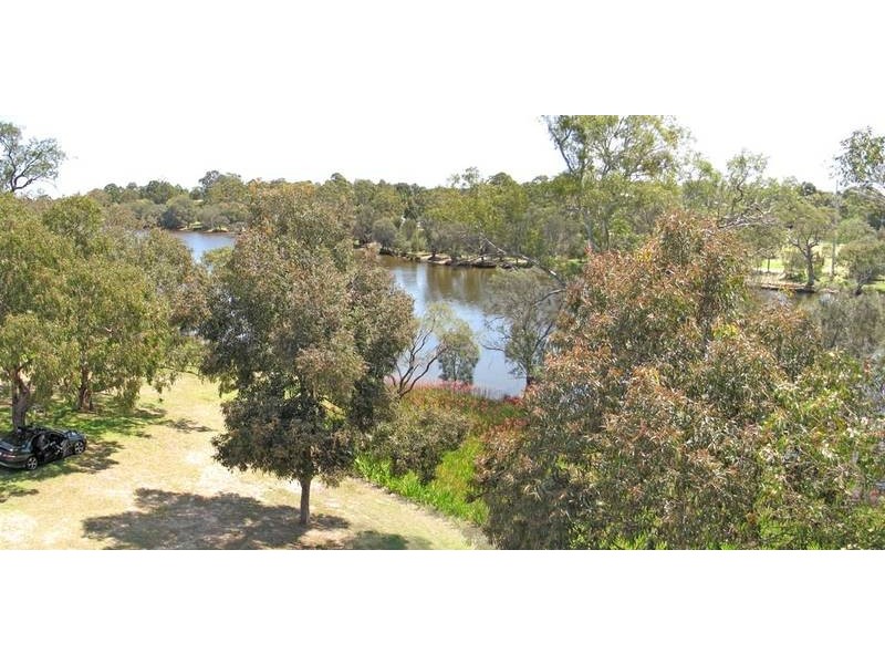 108 Riverside Dr, South Guildford WA 6055