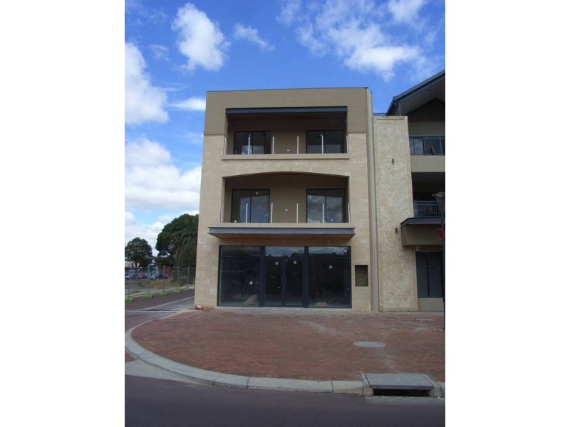 36 The Crescent, Midland WA 6056