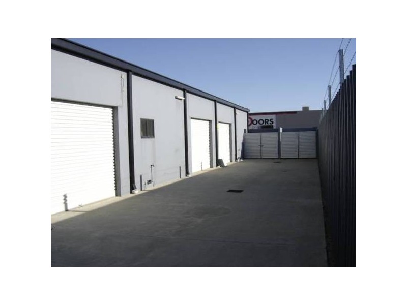 1/51 Farrall Rd, Midvale WA 6056