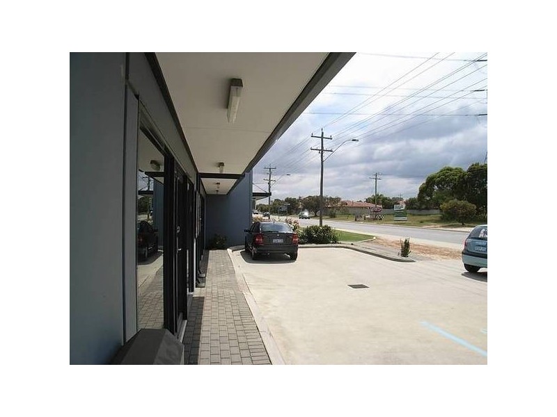 1&2/51 Farrall Rd, Midvale WA 6056