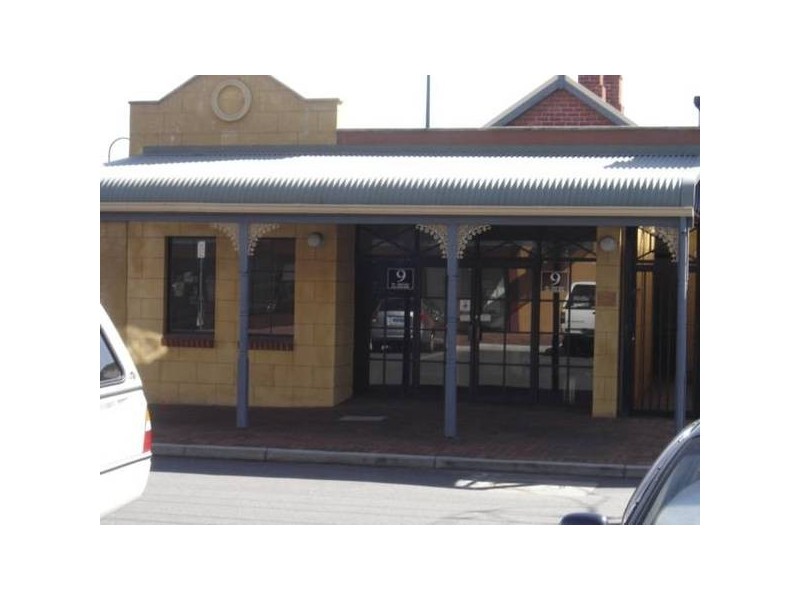 9 Stafford St, Midland WA 6056