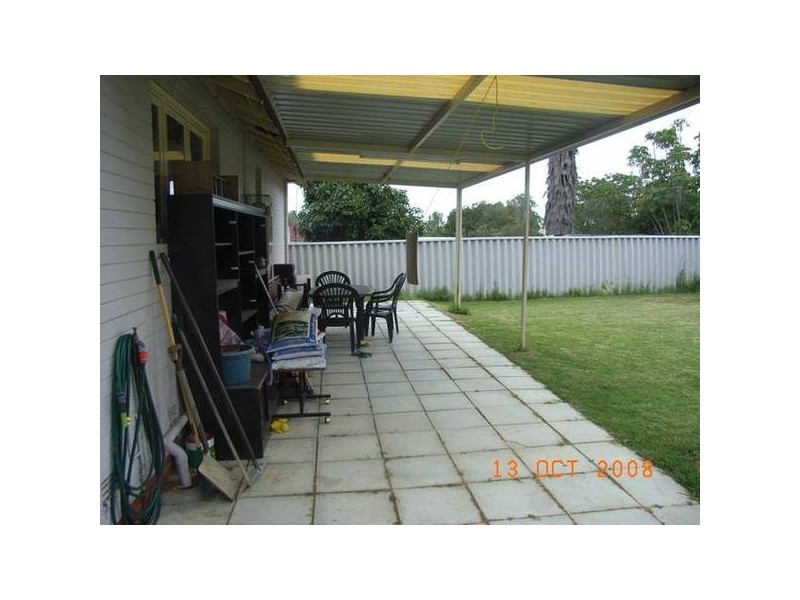 15 Mudalla Way, Koongamia WA 6056