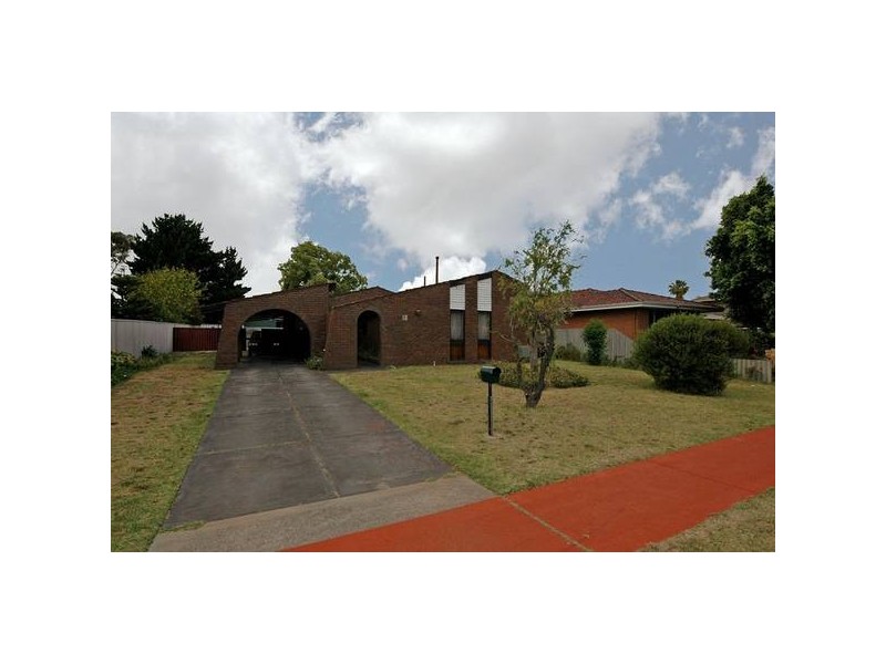 18 Newburn Rd, High Wycombe WA 6057