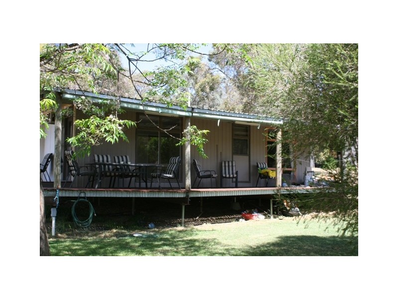 1056 Reen Rd, Gidgegannup WA 6083