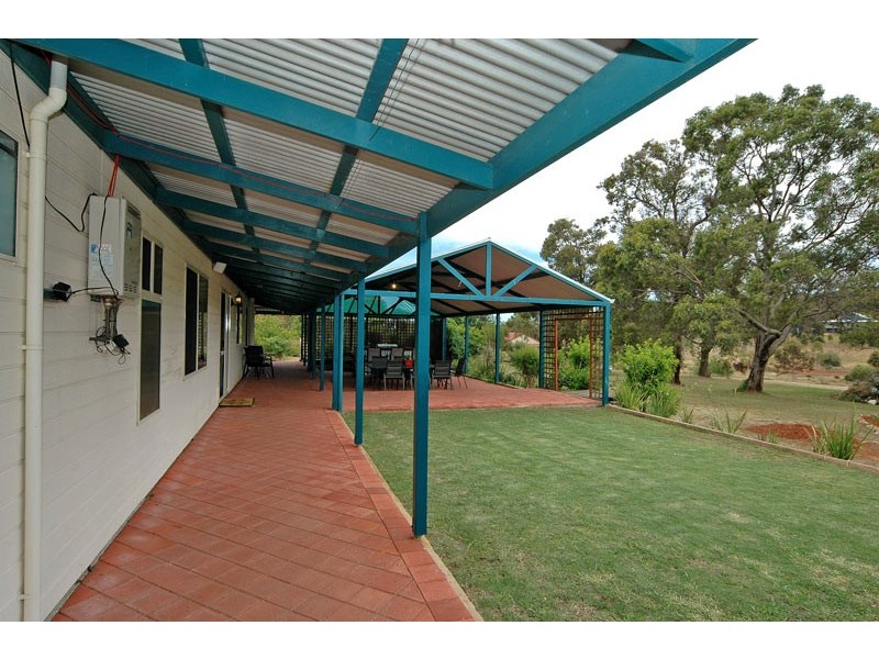 66 Hampstead Hills Dr, Gidgegannup WA 6083