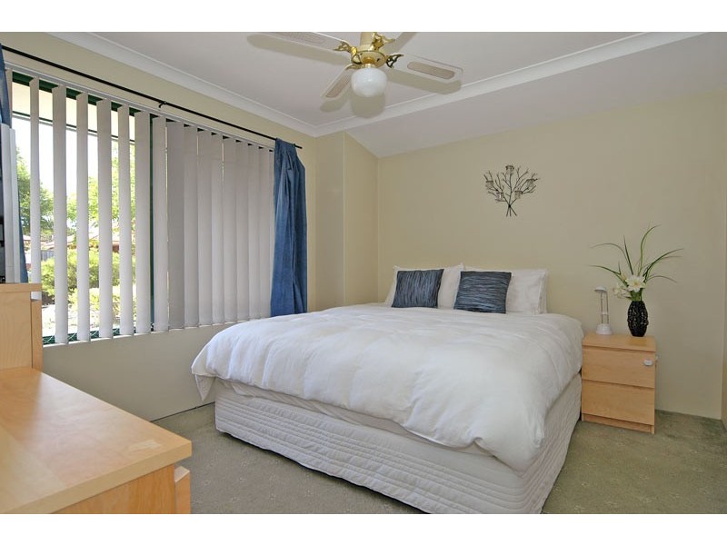 5 Millstream Gr, Ellenbrook WA 6069