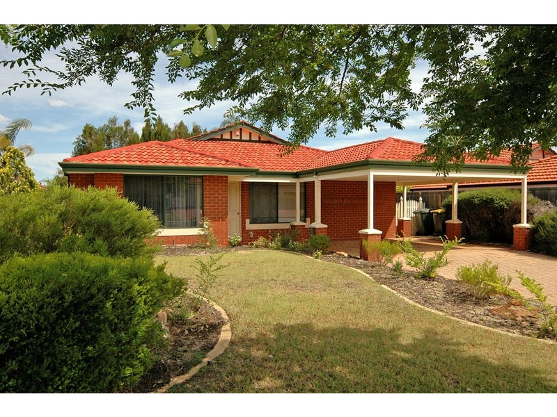 5 Millstream Gr, Ellenbrook WA 6069