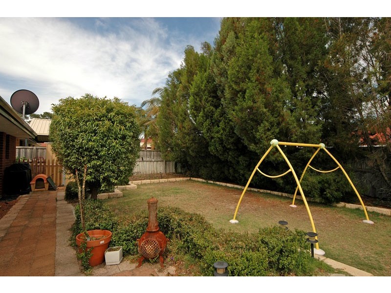 5 Millstream Gr, Ellenbrook WA 6069